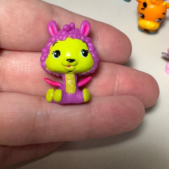 Hatchimals lot of 12 Colleggtibles Collectible Figures Small Tiny Animals Pets - Picture 6 of 14